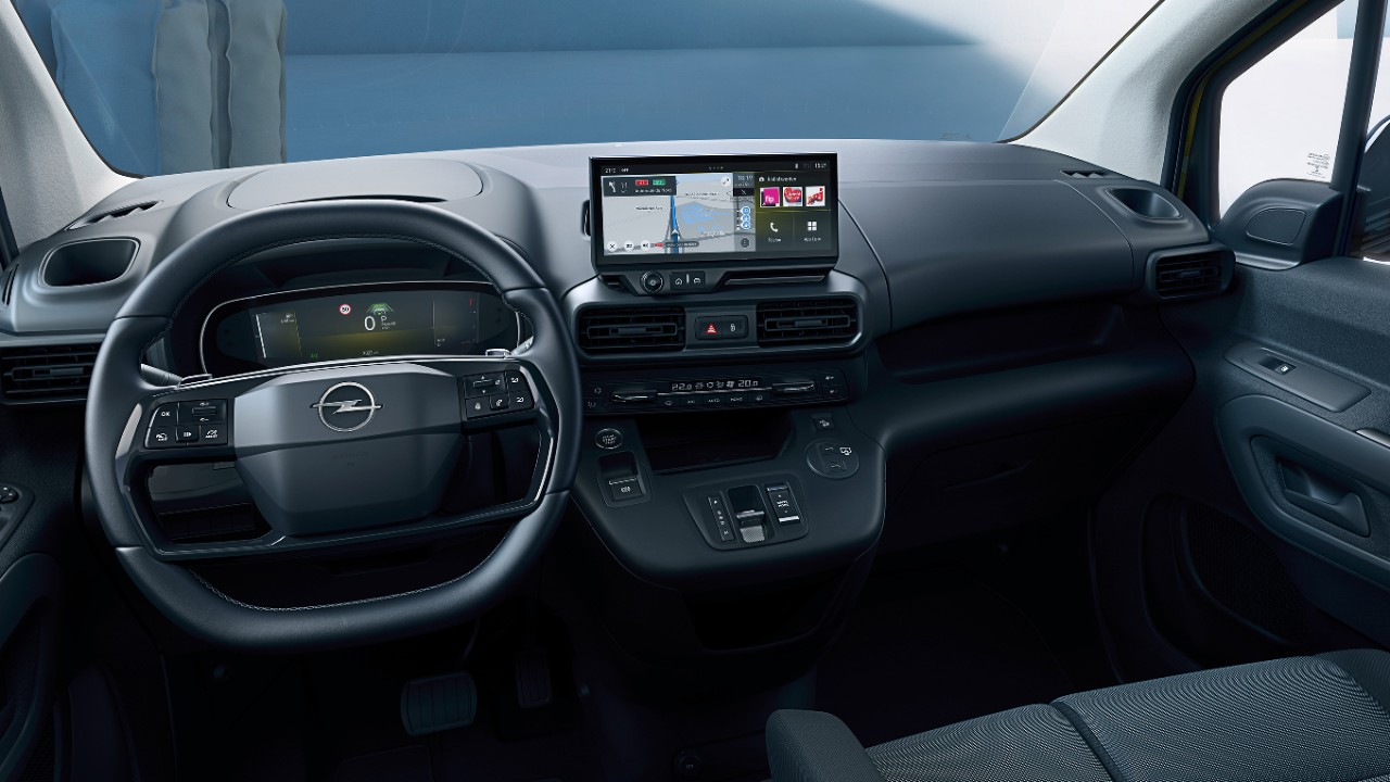 Notranjost novega Opel Comba Van